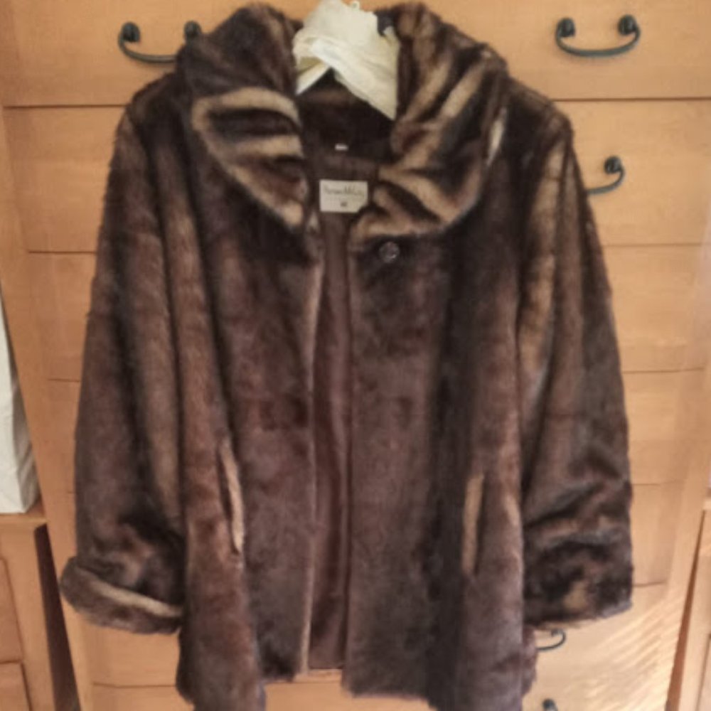 PAMELA MCOY FAUX FUR